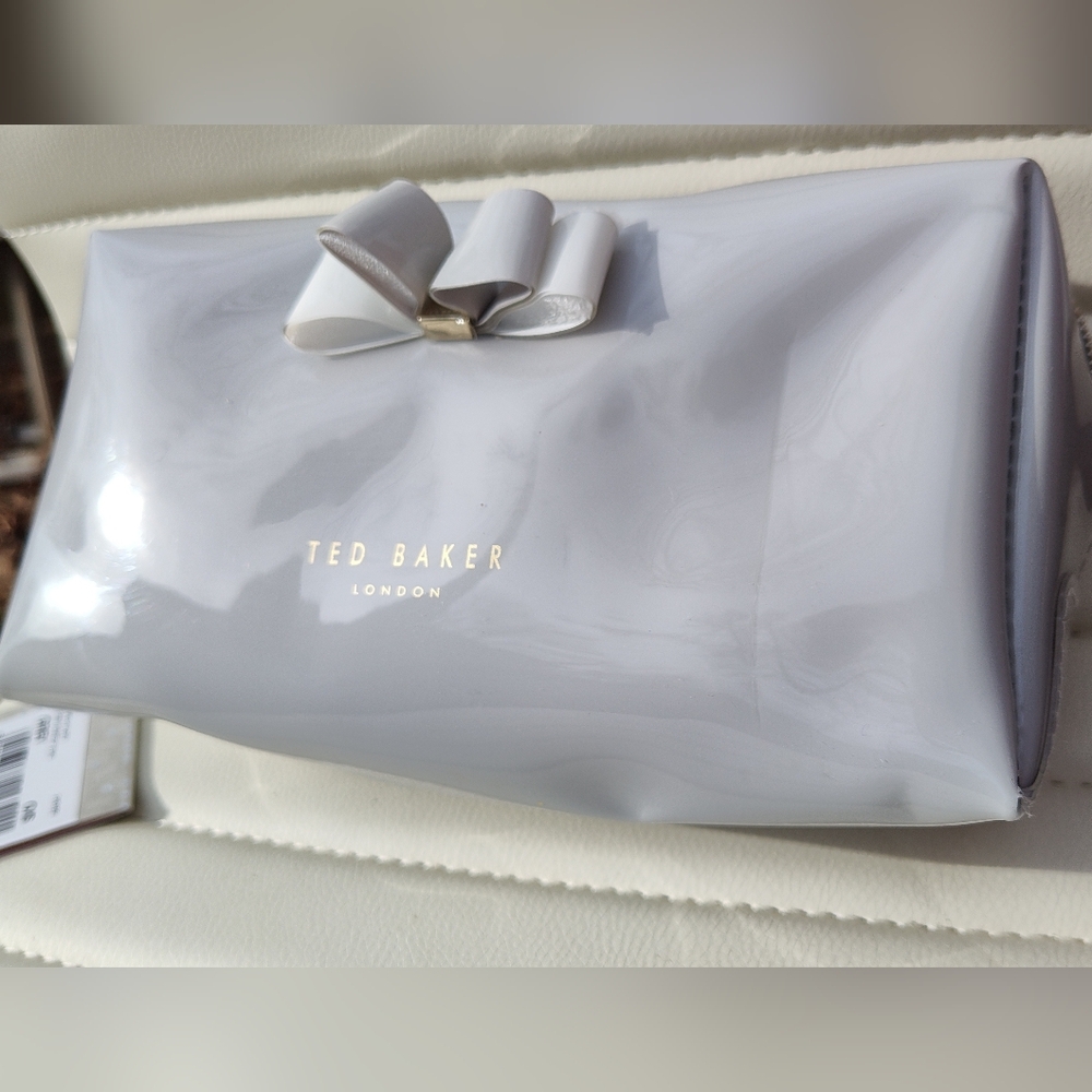 Ted Baker London Halsey Bow Makeup Bag  Light Grey
